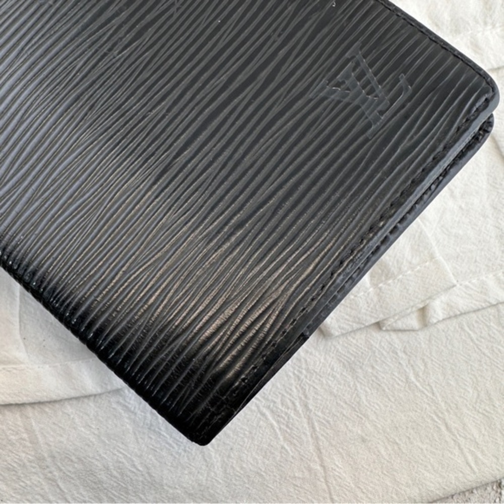 AUTHENTIC Louis Vuitton Monogram Porte Valeurs Checkbook Wallet. Black. - Picture 14 of 16